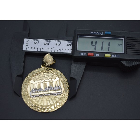 10k Solid Gold Last Supper Round Jesus Medallion Nugget Charm Pendant 41mm 7.7gr - Picture 5 of 6